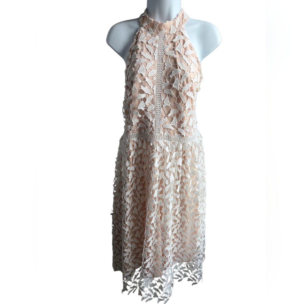 Liza Luxe White High Neck Bare Shoulders Leaf Cutouts Lined Romantic Size XL